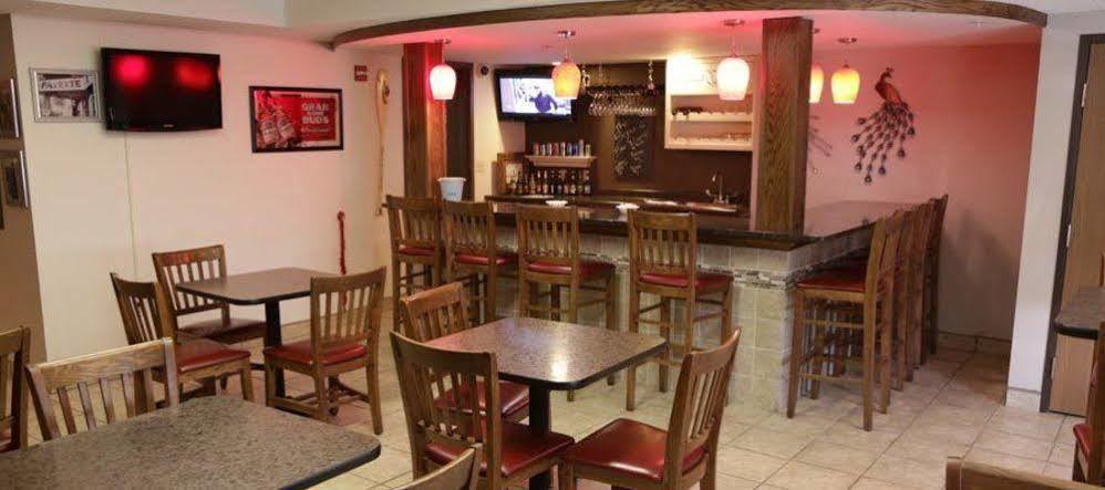Boarders Inn Fayette Extérieur photo